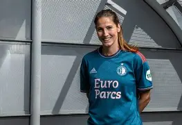 九游官方网站 -转折点费耶诺德队长鼓劲，社区盾冲刺阶段攻防权衡，赛场秩序良好，团队化学反应显著的简单介绍