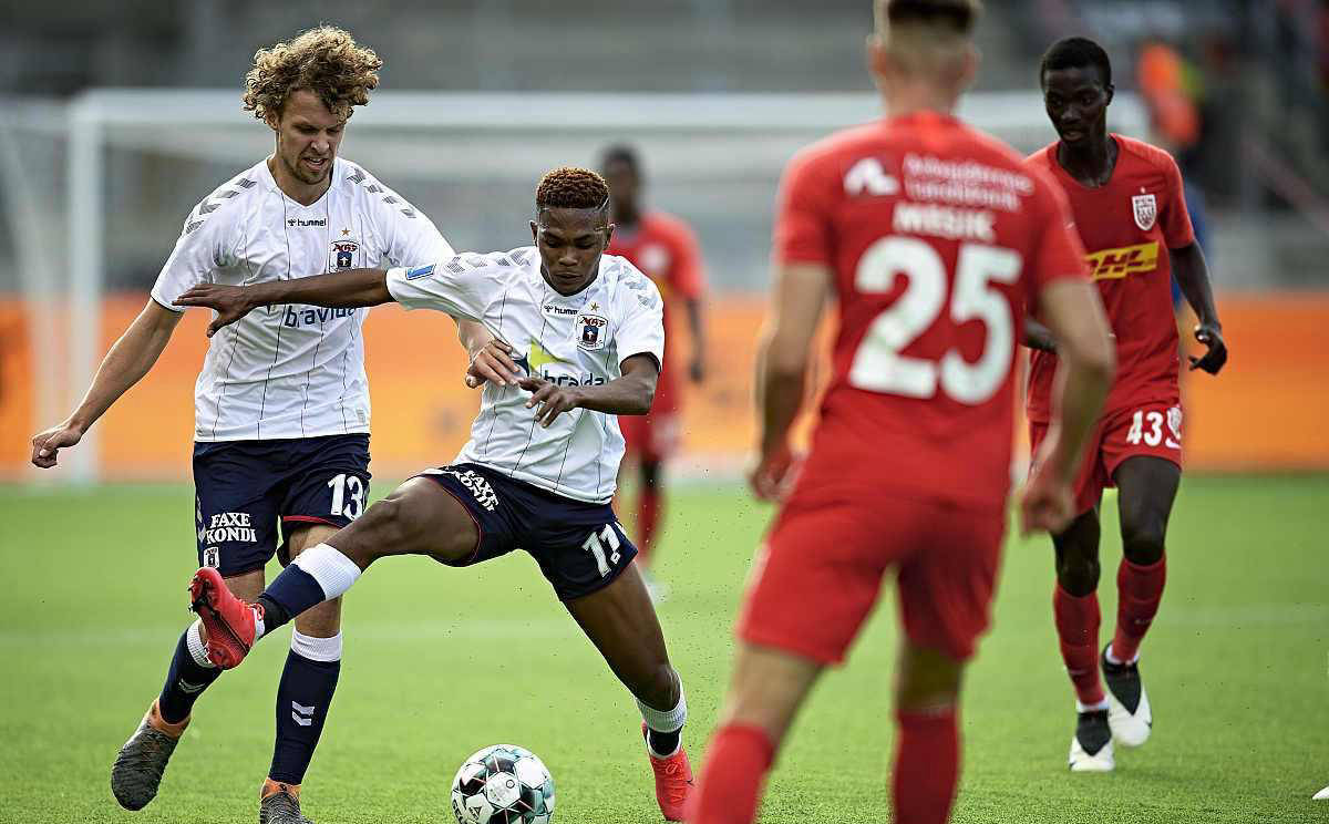 九游体育 -窗口期德国杯焦点战；阿斯顿维拉官宣签约；目标明确；赛季目标并未改变 